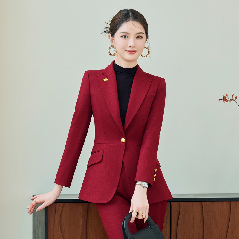 Ensemble de costume rouge pour - Women'S Red Formal Wear avis et prix